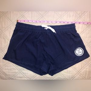 Life is good shorts (S)
